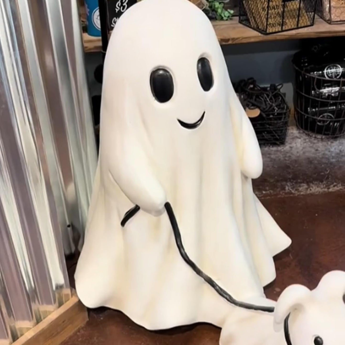 Ghost Dog Halloween Statue – Funny & Spooky Outdoor Lawn Decor